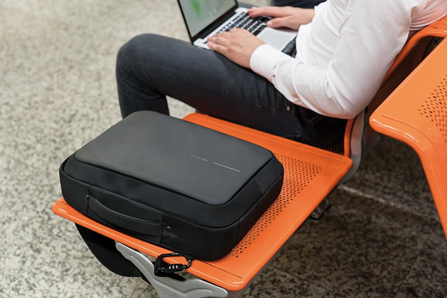 torba-za-laptop-bobby-bizz-boban-poslovni-ranac-1 torba za laptop bobby bizz boban poslovni ranac 1