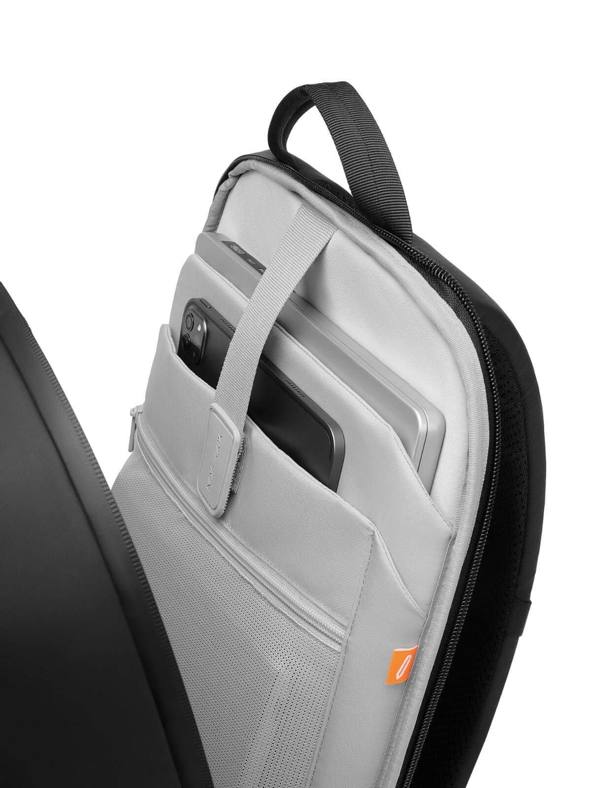 bobby-edge-crni-ranac-za-laptop-15-6-inca-xd-design (28) bobby edge crni ranac za laptop 15 6 inca xd design 28